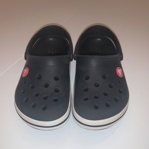 Black crocs 🖤 C 11. GUC!
